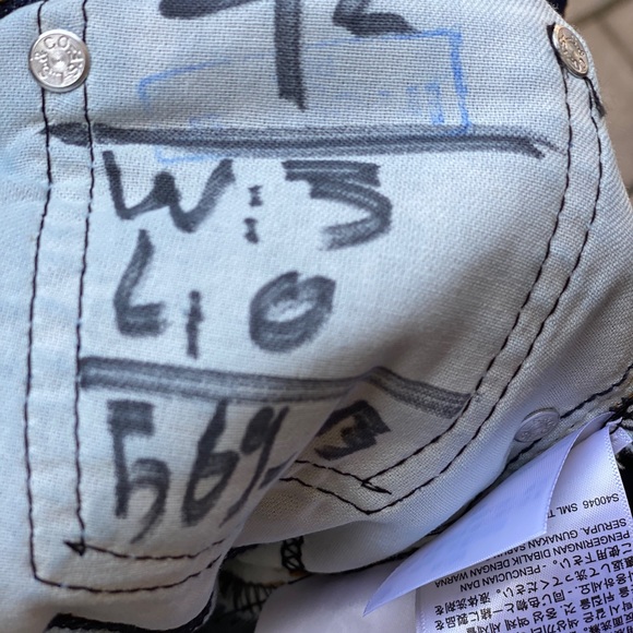 LEVI STRAUSS & CO. 511 SLIM STRETCH JEAN SHORTS - Picture 8 of 9